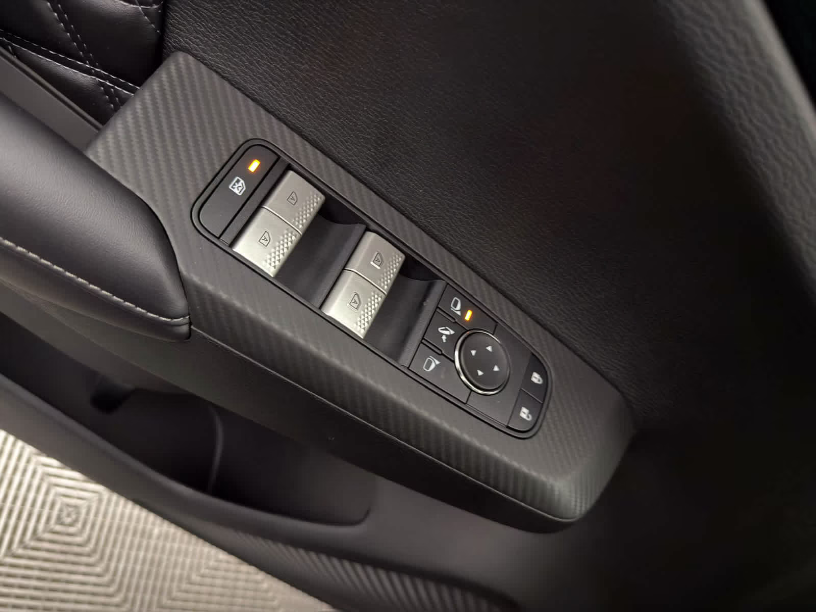 2026 Moonrock Gray Nissan Rogue Plug-In Hybrid Platinum AWD SUV