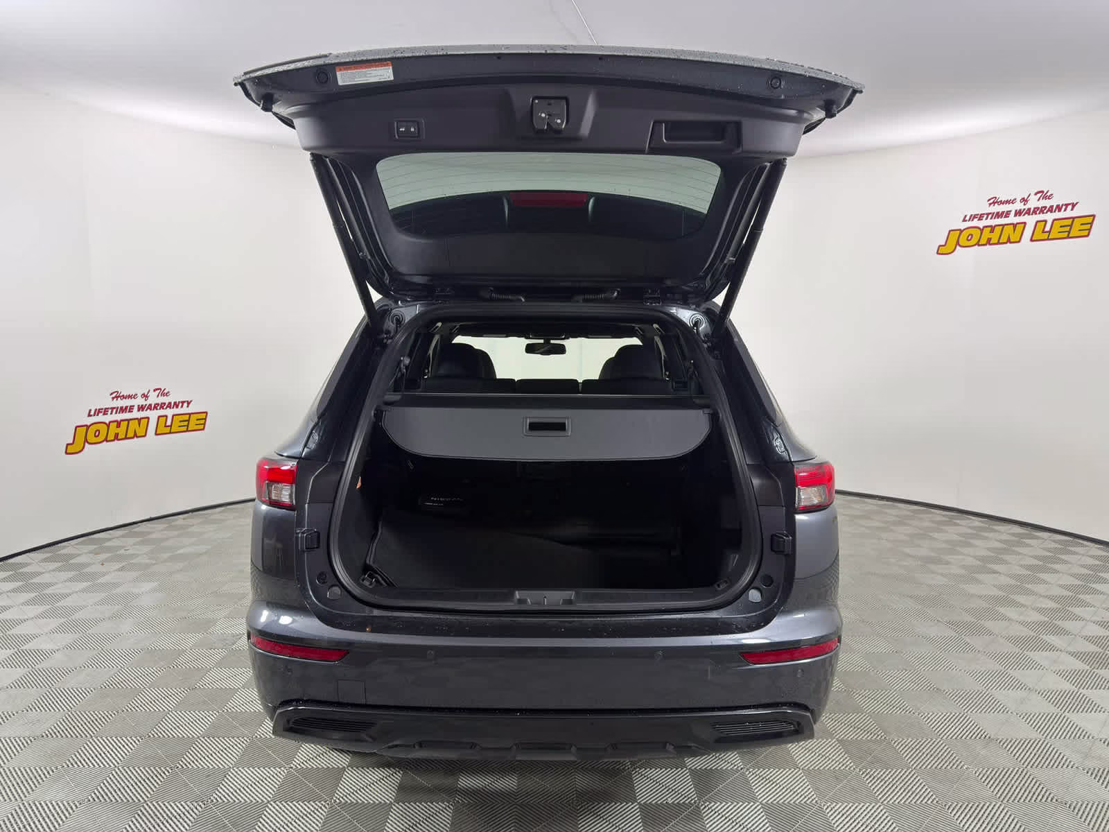 2026 Moonrock Gray Nissan Rogue Plug-In Hybrid Platinum AWD SUV