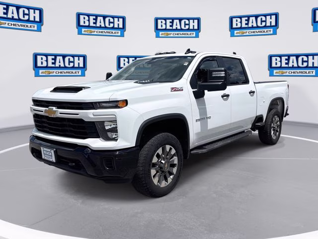 2024 Summit White Chevrolet Silverado 2500HD Custom 4X4 Truck