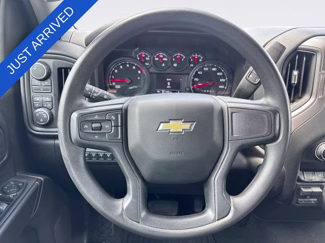 2024 Summit White Chevrolet Silverado 2500HD Custom 4X4 Truck