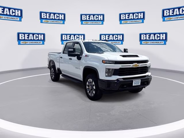 2024 Summit White Chevrolet Silverado 2500HD Custom 4X4 Truck