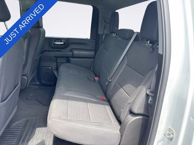 2024 Summit White Chevrolet Silverado 2500HD Custom 4X4 Truck
