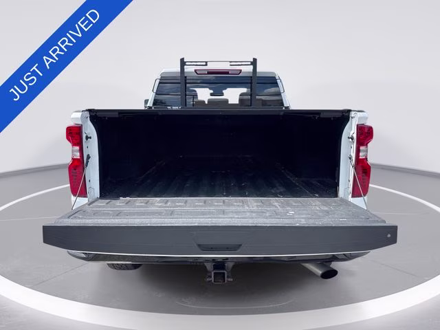 2024 Summit White Chevrolet Silverado 2500HD Custom 4X4 Truck