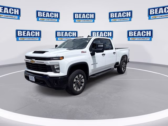2024 Summit White Chevrolet Silverado 2500HD Custom 4X4 Truck