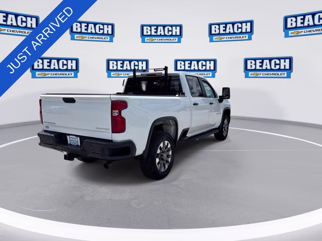 2024 Summit White Chevrolet Silverado 2500HD Custom 4X4 Truck