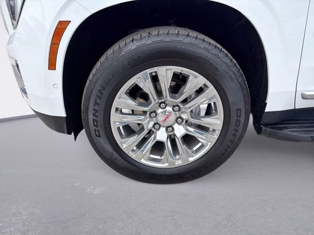 2025 Summit White GMC Yukon Denali 4X4 SUV