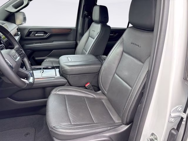 2025 Summit White GMC Yukon Denali 4X4 SUV
