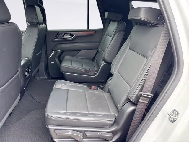 2025 Summit White GMC Yukon Denali 4X4 SUV