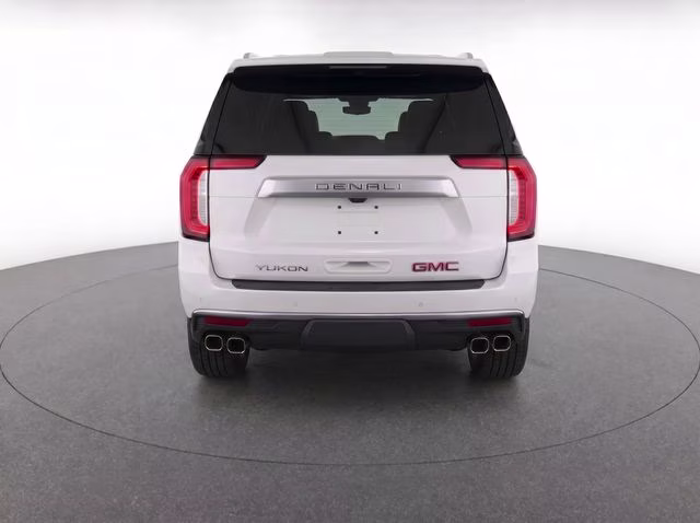 2025 Summit White GMC Yukon XL Denali 4X4 SUV