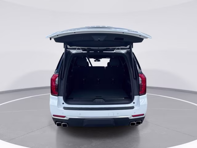 2025 Summit White GMC Yukon XL Denali 4X4 SUV
