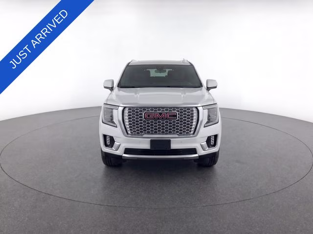 2025 Summit White GMC Yukon XL Denali 4X4 SUV