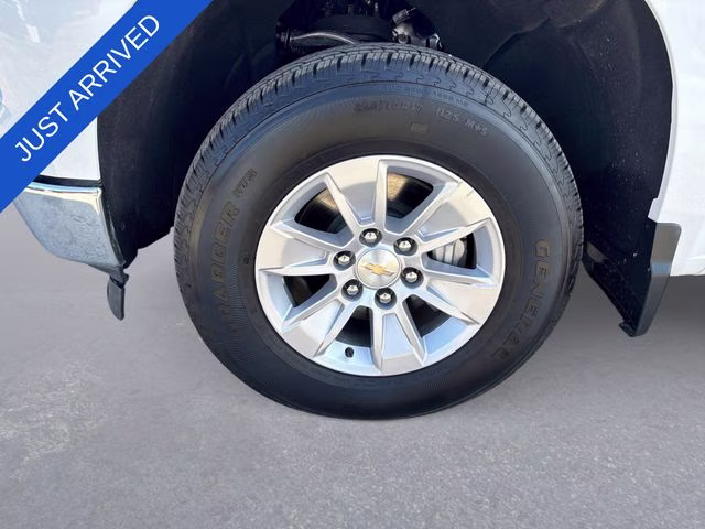 2025 Summit White Chevrolet Silverado 1500 WT RWD Truck