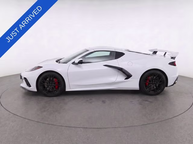 2025 Arctic White Chevrolet Corvette Stingray RWD Convertible