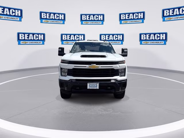 2024 Summit White Chevrolet Silverado 2500HD Custom 4X4 Truck