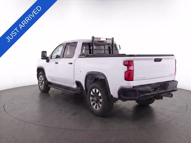 2024 Summit White Chevrolet Silverado 2500HD Custom 4X4 Truck