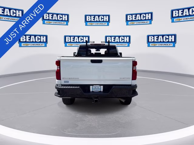 2024 Summit White Chevrolet Silverado 2500HD Custom 4X4 Truck