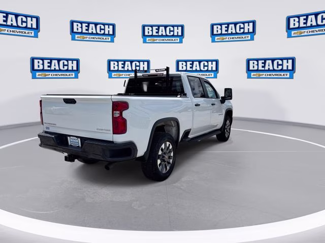 2024 Summit White Chevrolet Silverado 2500HD Custom 4X4 Truck