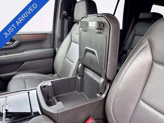 2025 Summit White GMC Yukon Denali 4X4 SUV