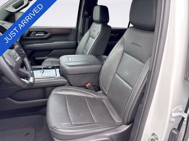 2025 Summit White GMC Yukon Denali 4X4 SUV