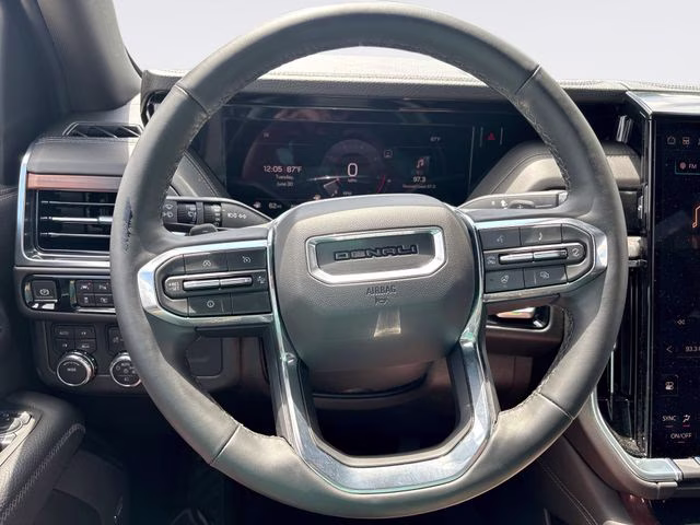 2025 Summit White GMC Yukon XL Denali 4X4 SUV