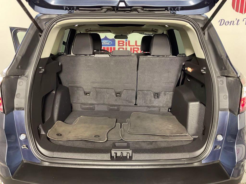 2018 Blue Metallic Ford Escape SE 4X4 SUV