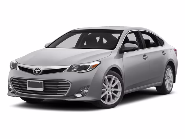 2013 Classic Silver Metallic Toyota Avalon Limited FWD Sedan