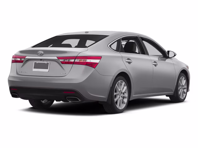 2013 Classic Silver Metallic Toyota Avalon Limited FWD Sedan