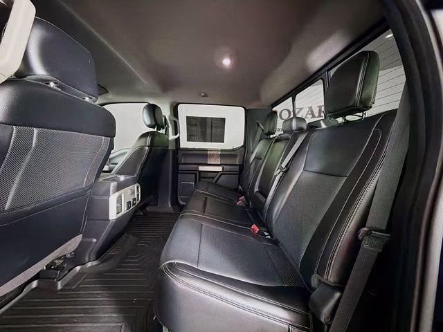 2019 Blue Ford Super Duty F-250 SRW Lariat 4X4 Truck