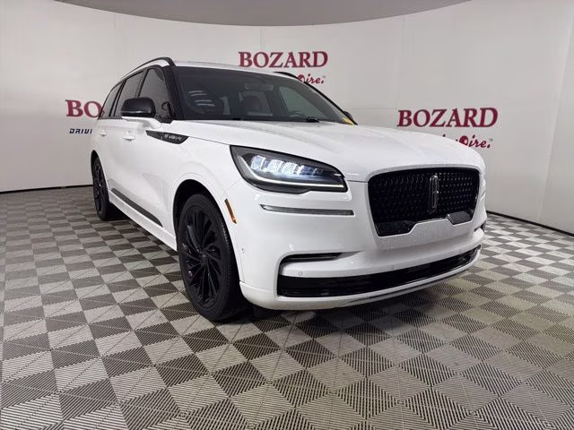 2023 Lincoln Aviator Reserve RWD's photo