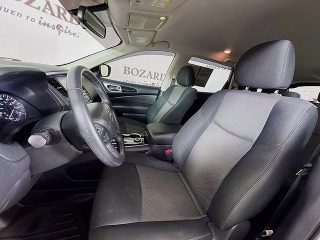 2020 Brilliant Silver Metallic Nissan Pathfinder SV 4X4 SUV