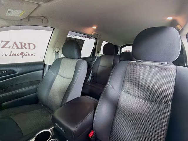 2020 Brilliant Silver Metallic Nissan Pathfinder SV 4X4 SUV