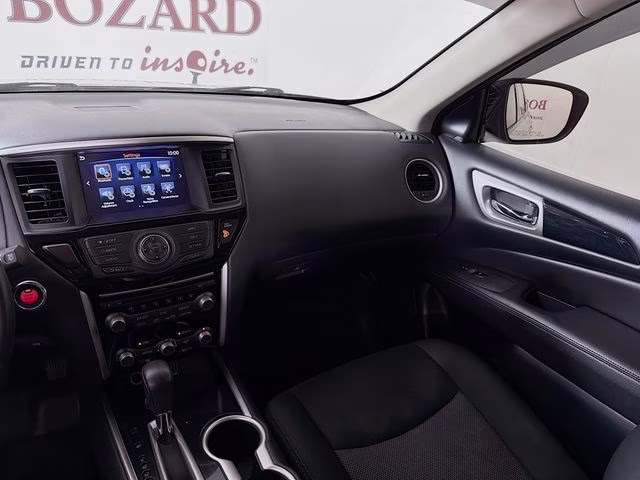2020 Brilliant Silver Metallic Nissan Pathfinder SV 4X4 SUV