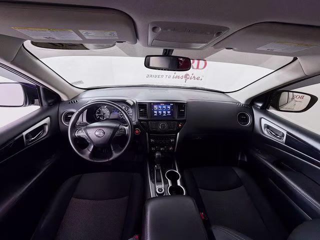 2020 Brilliant Silver Metallic Nissan Pathfinder SV 4X4 SUV