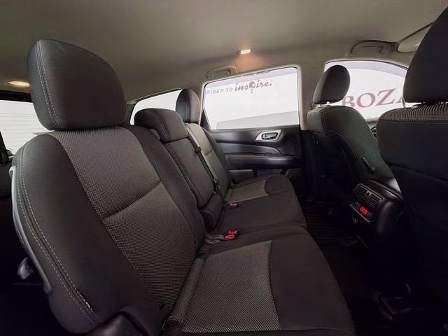2020 Brilliant Silver Metallic Nissan Pathfinder SV 4X4 SUV