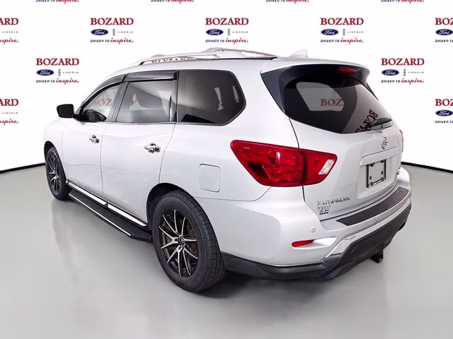 2020 Brilliant Silver Metallic Nissan Pathfinder SV 4X4 SUV