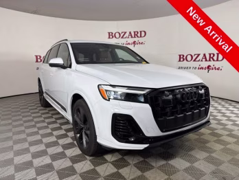 2025 White Audi Q7 55 Premium Plus quattro AWD SUV