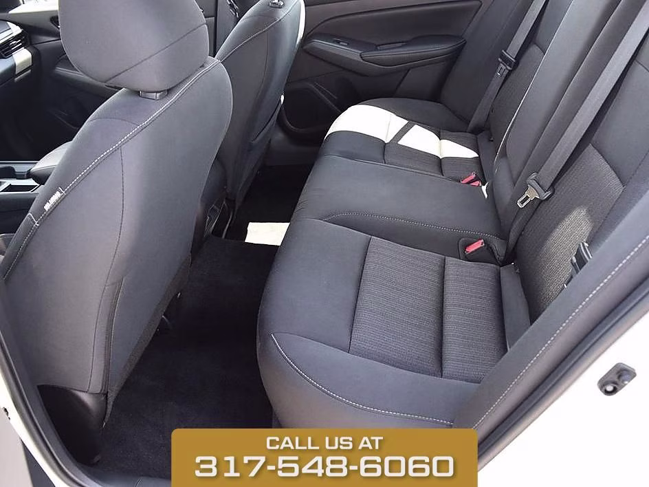 2025 Glacier White Nissan Altima 2.5 SV FWD Sedan