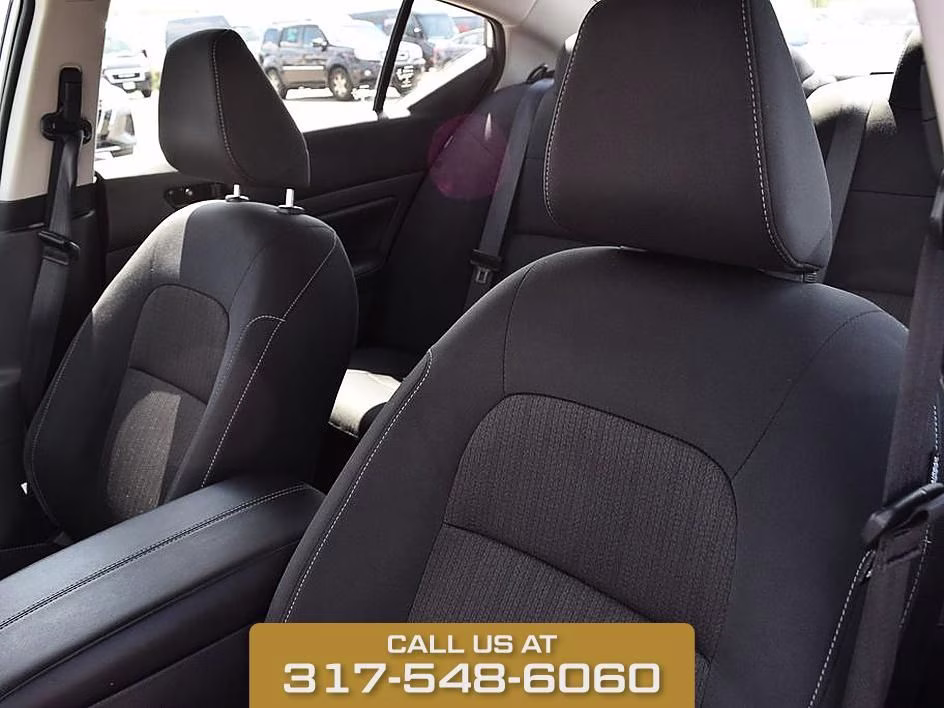 2025 Glacier White Nissan Altima 2.5 SV FWD Sedan