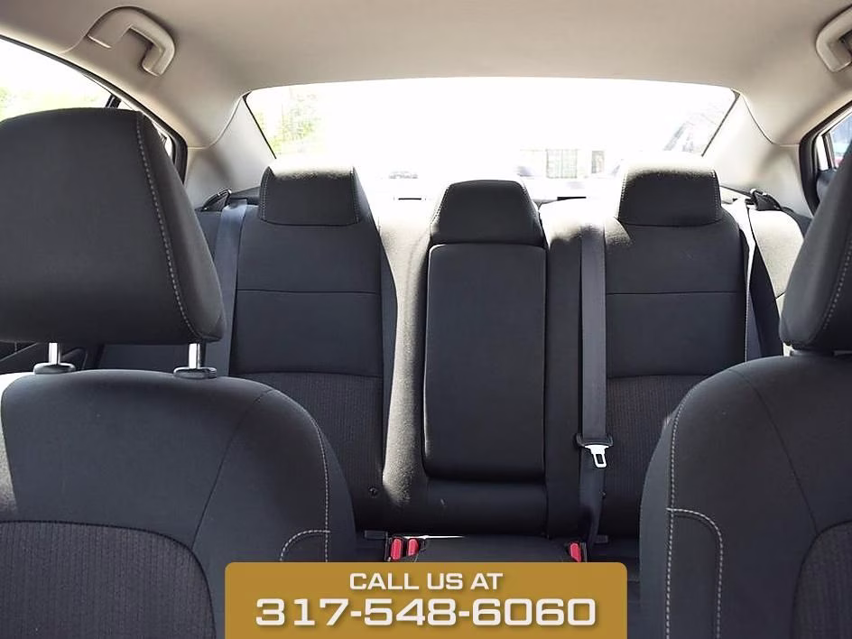 2025 Glacier White Nissan Altima 2.5 SV FWD Sedan