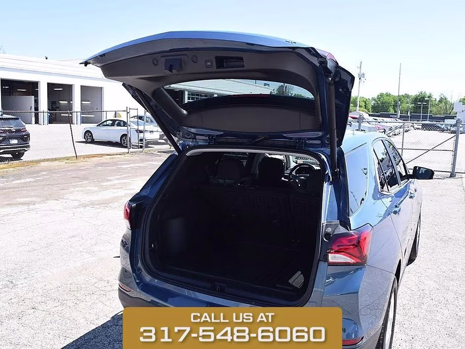 2024 Lakeshore Blue Chevrolet Equinox LT FWD SUV