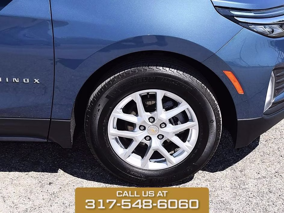 2024 Lakeshore Blue Chevrolet Equinox LT FWD SUV
