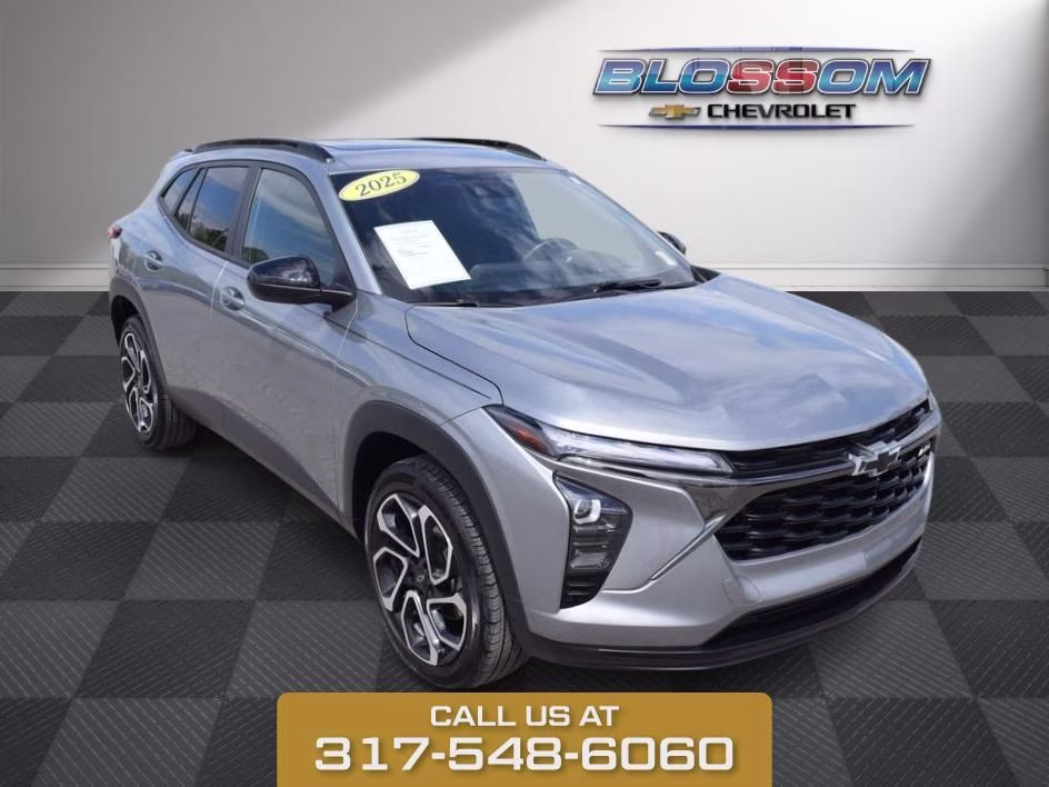 2025 Sterling Gray Metallic Chevrolet Trax 2RS FWD SUV