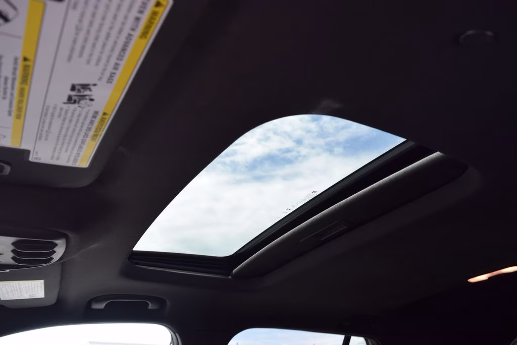 2025 Sterling Gray Metallic Chevrolet Trax 2RS FWD SUV