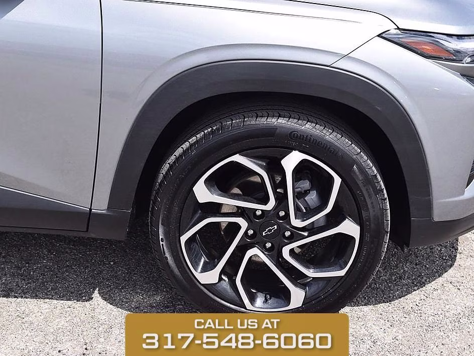 2025 Sterling Gray Metallic Chevrolet Trax 2RS FWD SUV