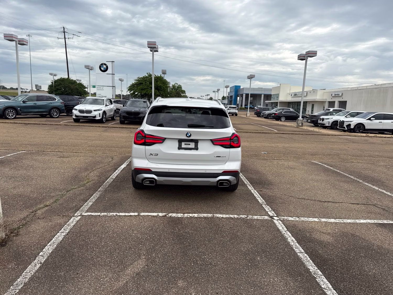 2024 Alpine White BMW X3 sDrive30i RWD SUV
