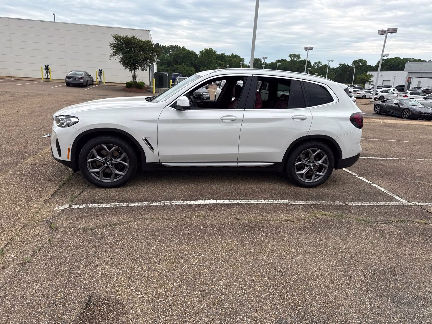 2024 Alpine White BMW X3 sDrive30i RWD SUV