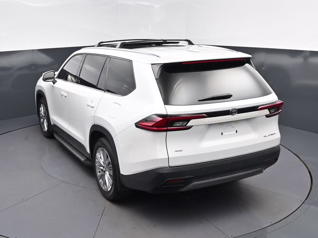 2025 Pearl Toyota Grand Highlander Platinum AWD SUV