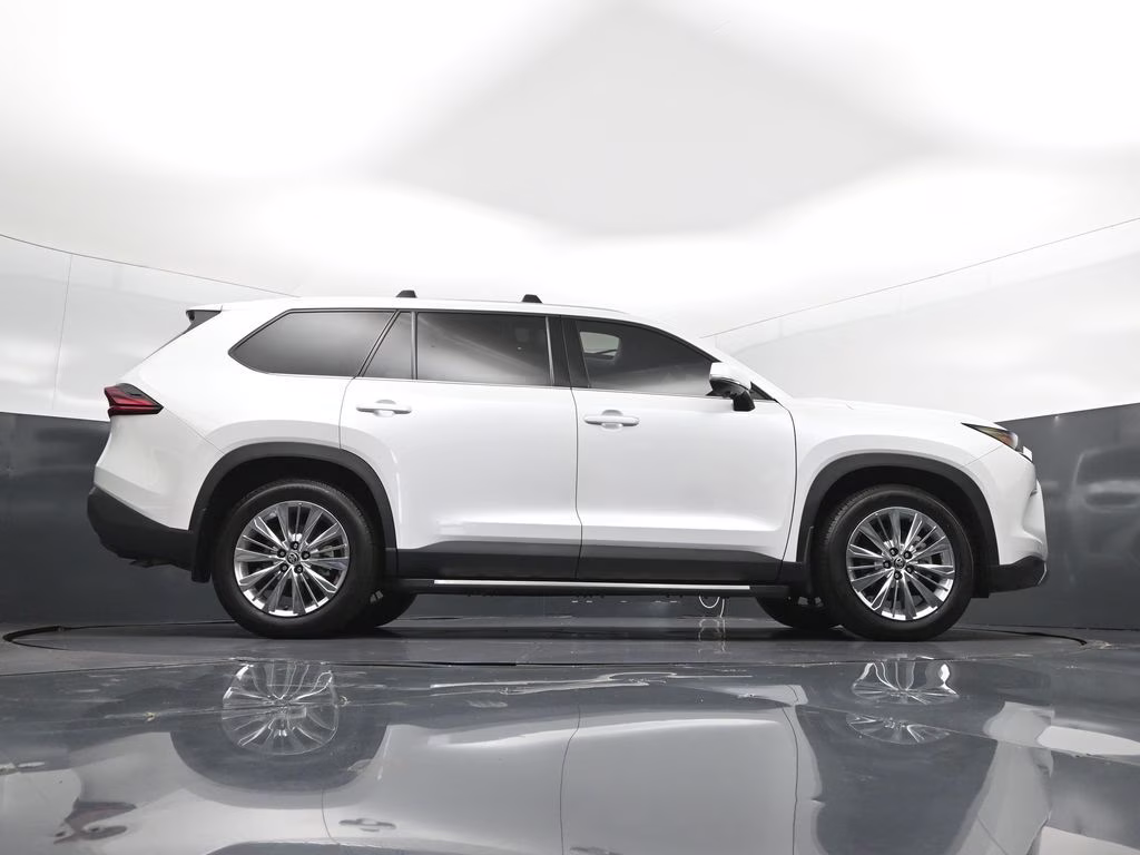 2025 Pearl Toyota Grand Highlander Platinum AWD SUV