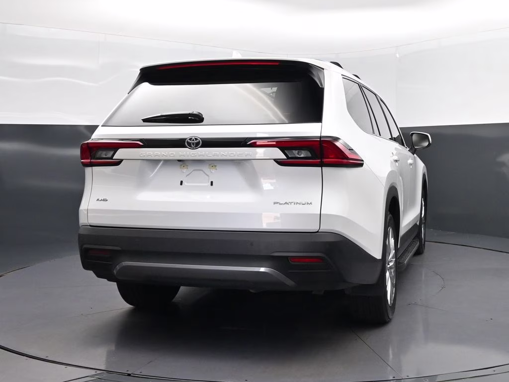 2025 Pearl Toyota Grand Highlander Platinum AWD SUV