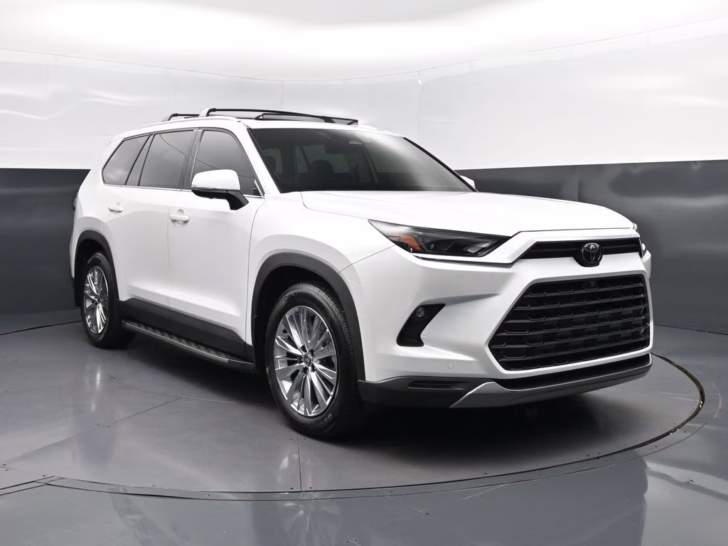 2025 Pearl Toyota Grand Highlander Platinum AWD SUV